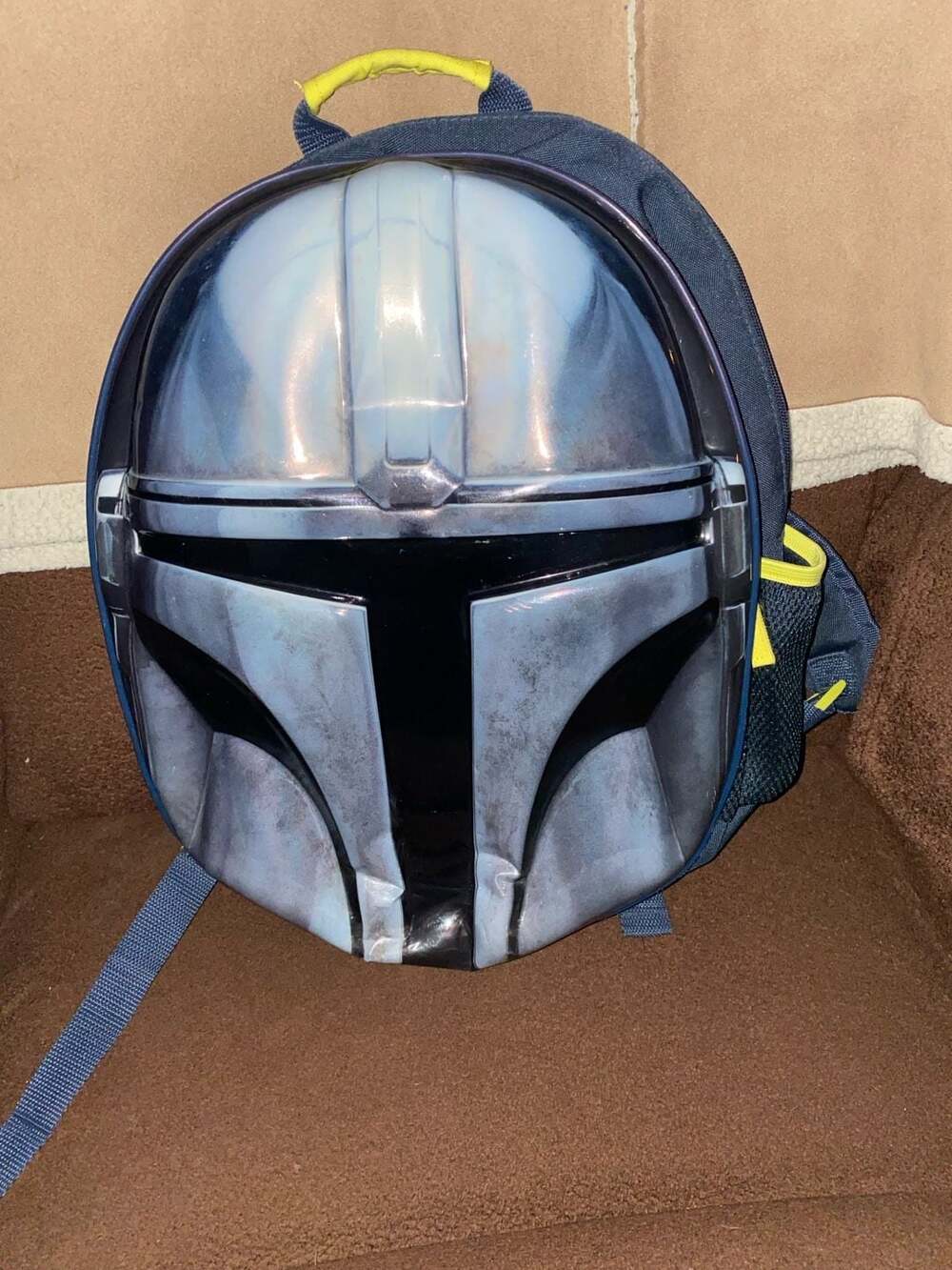 Disney Store Star Wars The Mandalorian Helmet 3D Deluxe 16" Backpack new